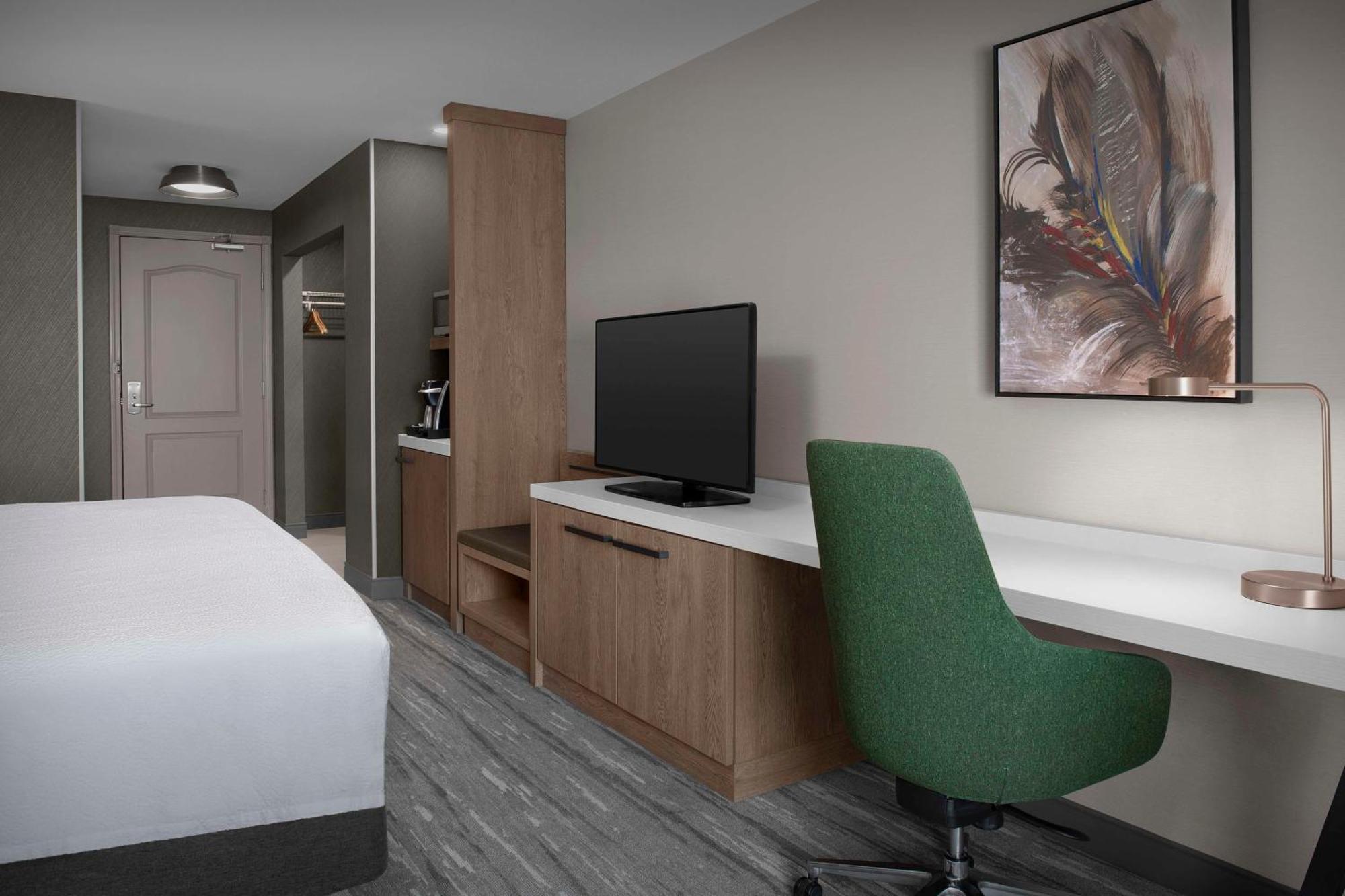 King Room,1629898175:JPEG